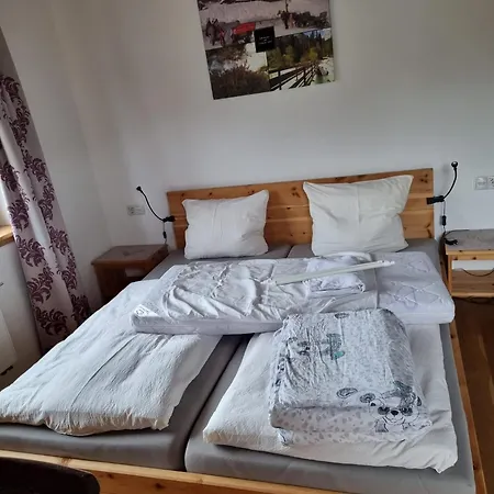 Schickster Mountain Apartment Unterweidach