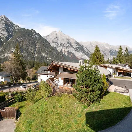 Schickster Mountain * Unterweidach