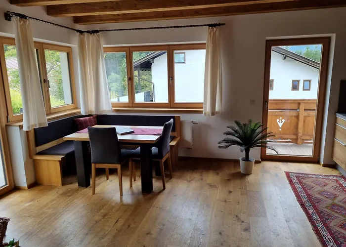 Schickster Mountain * Unterweidach