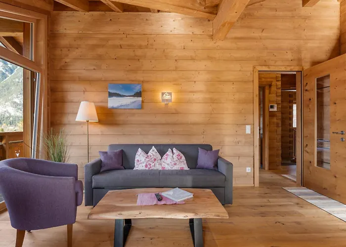 Schickster Mountain アパート