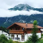 Schickster Mountain * Unterweidach