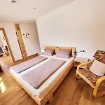 Schickster Mountain Apartamento *
