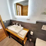 Schickster Mountain Apartamento Unterweidach