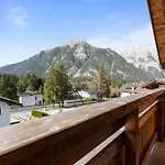 Schickster Mountain Apartamento *